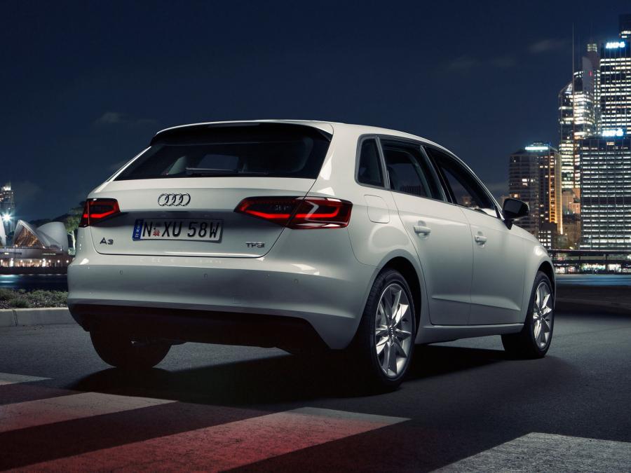 Audi A3 Sportback 1.4T (8V) 2013 года  (AU) (фото 14 из 22)